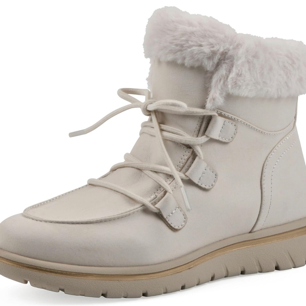 Women's Cream Winter Boots